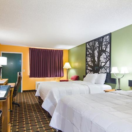 Americas Best Value Inn Darien Exterior foto