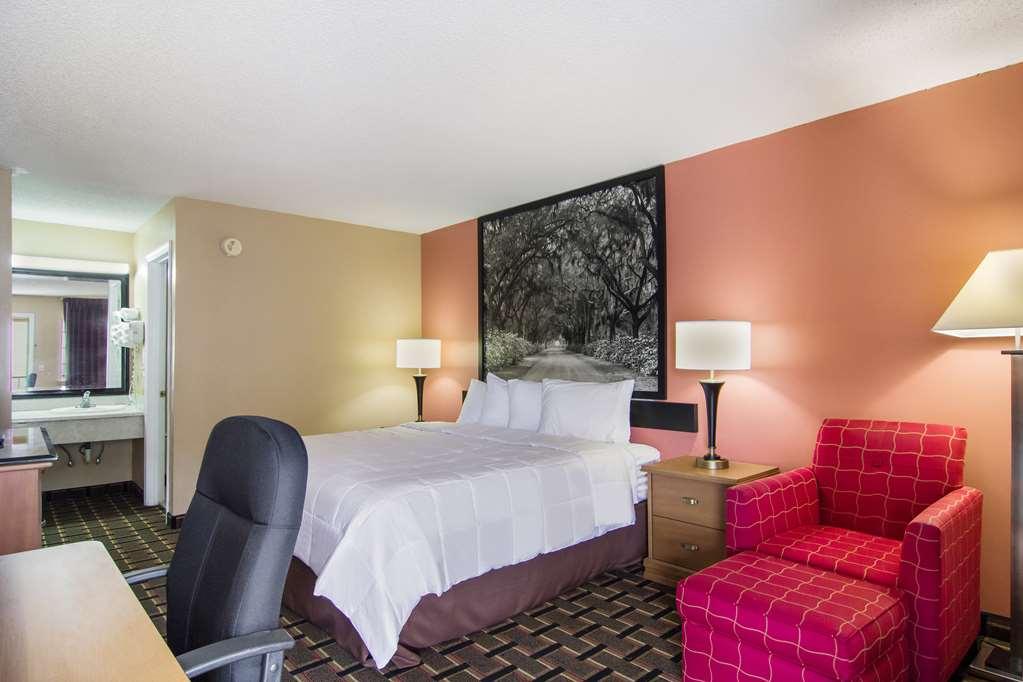 Americas Best Value Inn Darien Zimmer foto